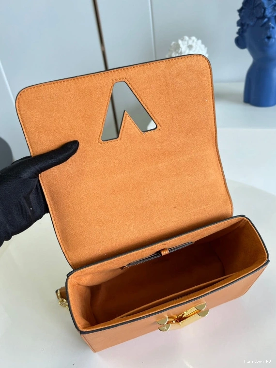 Firstbag MM VUITTON LOUIS TWIST 0728